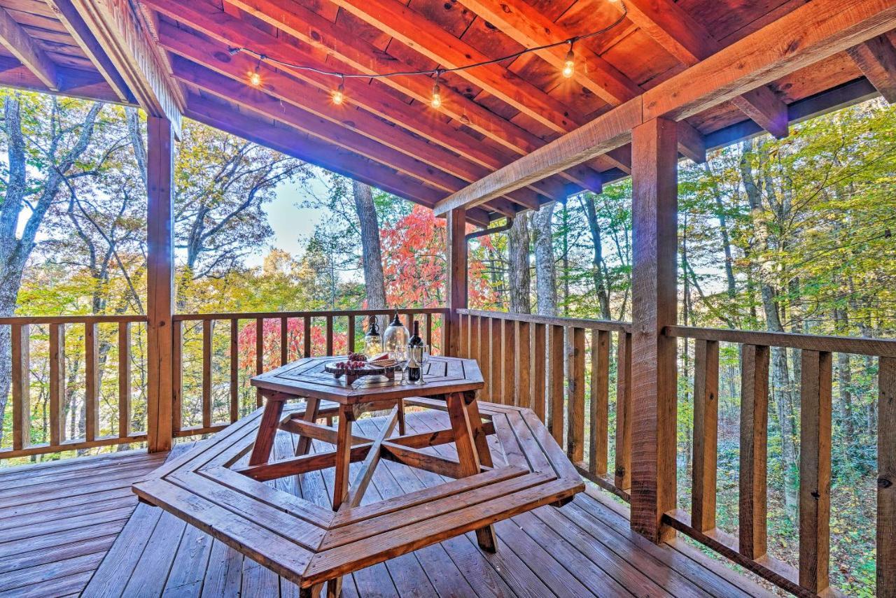 Grin N Bear It Cabin With Hot Tub And Fire Pit! Pigeon Forge Esterno foto